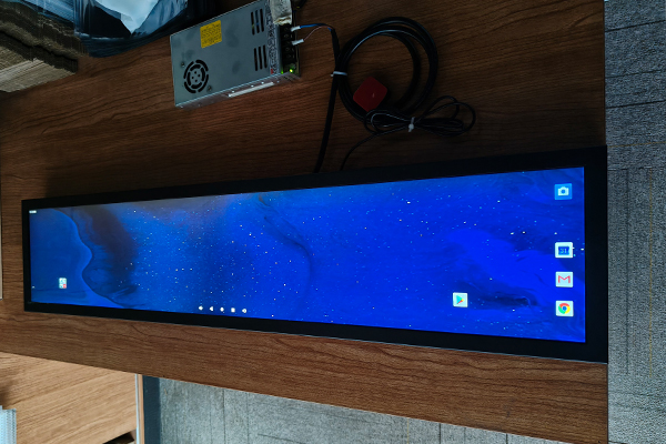 The Application Advantages Of 37.7 inch Stretched Bar Display In Transportation Systems